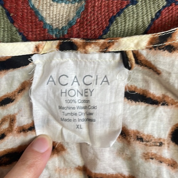 Acacia Honey Coverup Tie Top - Picture 2 of 7